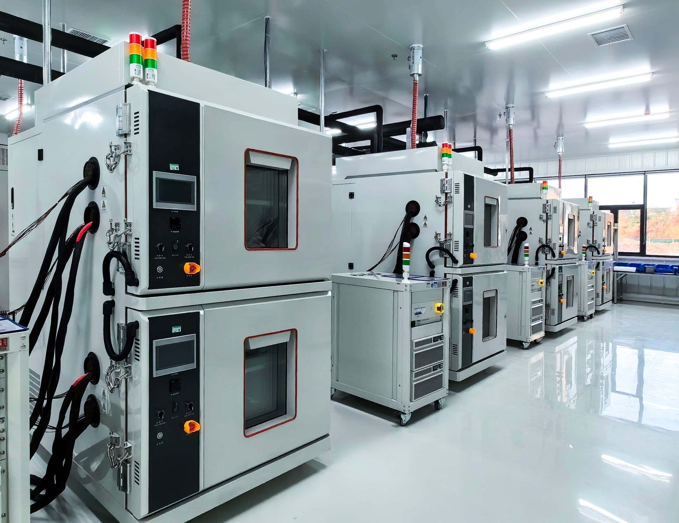 Lithium battery test benches